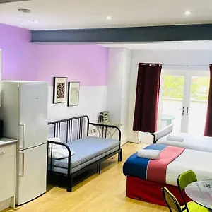 modern-studio-near-bethnal-green.brighton-hotels-england.com/